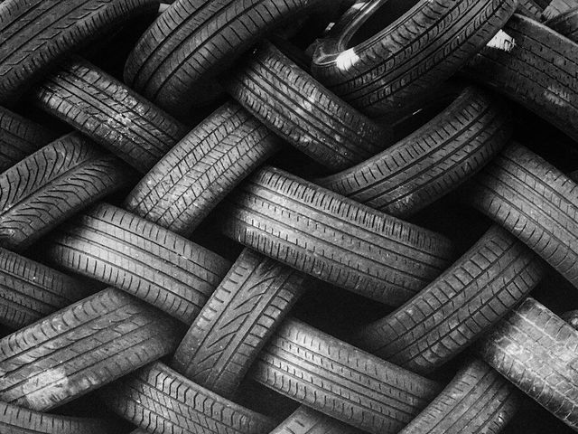 235/65R18 Yokohama