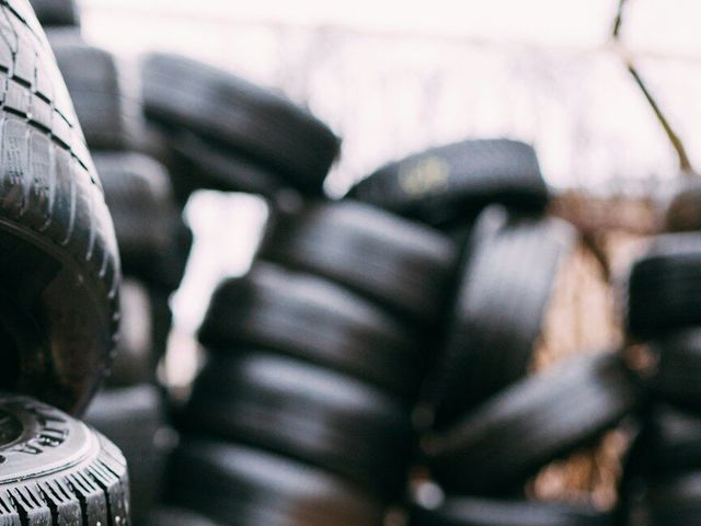 225/45R17 Bridgestone